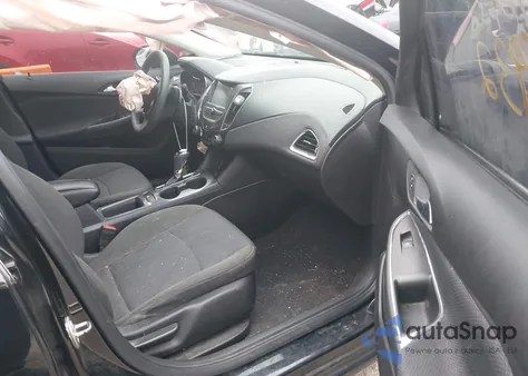 2018 Chevrolet Cruze Lt z USA, uszkodzony, nr VIN 1G1BE5SM6J7148176